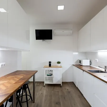 Flh Alameda ゲストハウス *